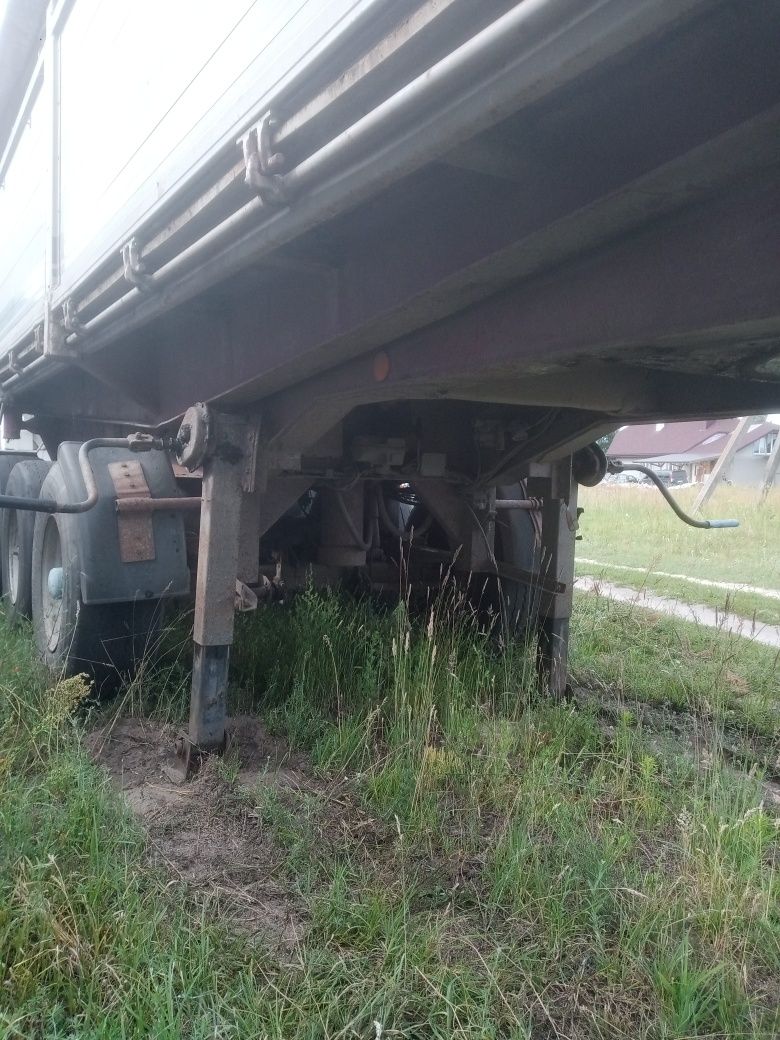 Полуприцеп самоскид на 3 сторони