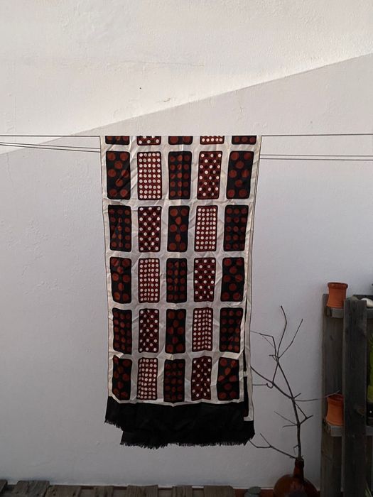 Lenços grandes 7€