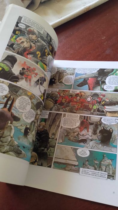 A Feira dos Imortais - Enki Bilal