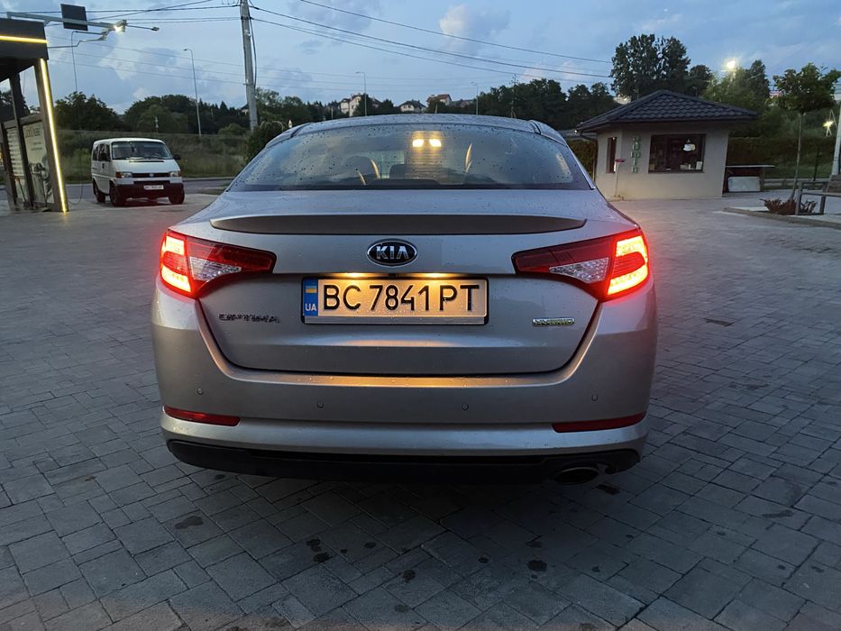 Kia Optima 2.0 hibrid (європа) 2013