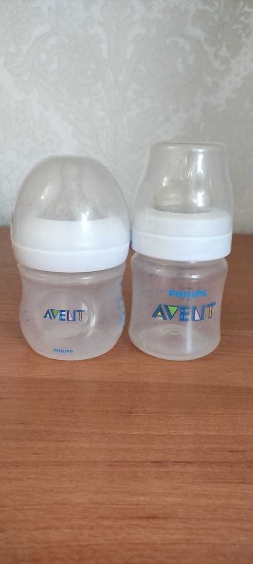 Продам пляшечки Avent б/в