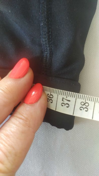 Top sportowy StayinPlace L, ładnie modelujący- podwójne warstwy