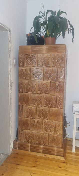 Sprzedam stary piec kaflowy