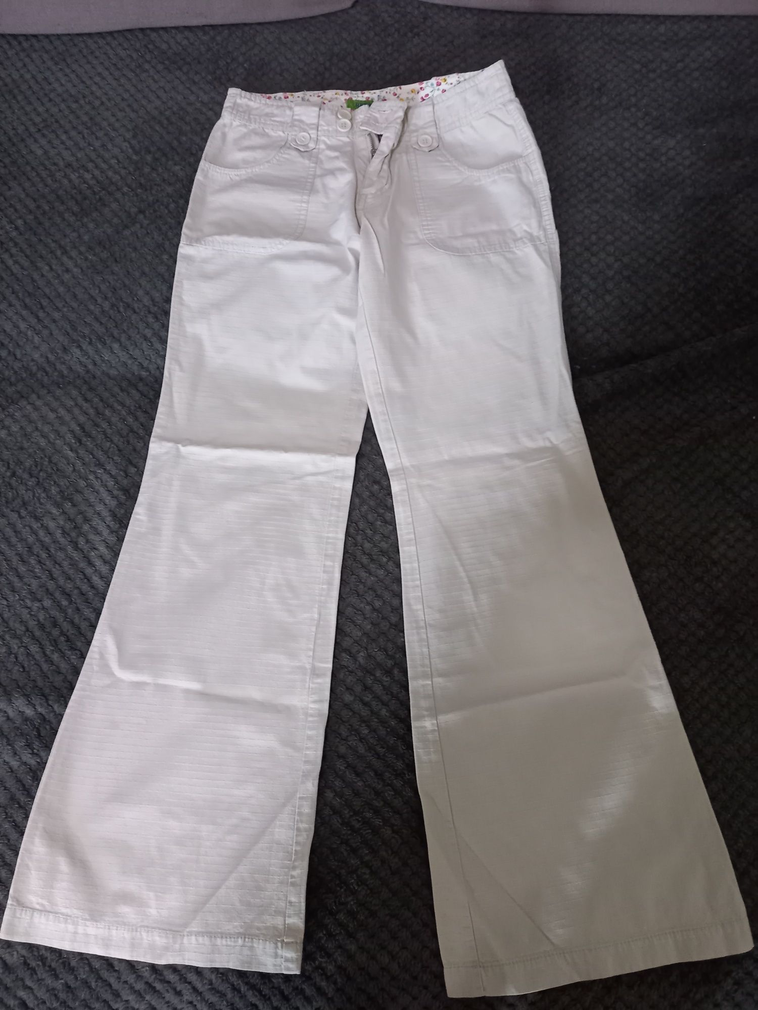 Spodnie beżowe Refree rozmiar M