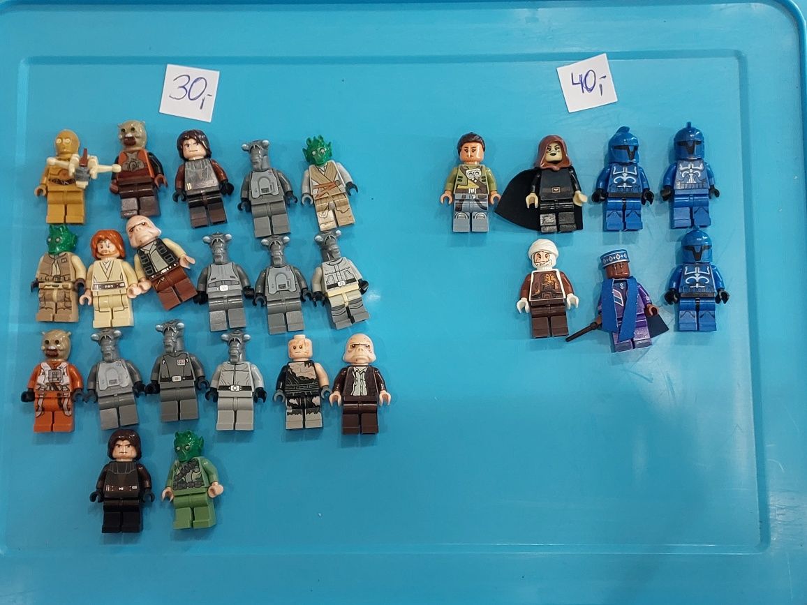 Lego figurki star wars.