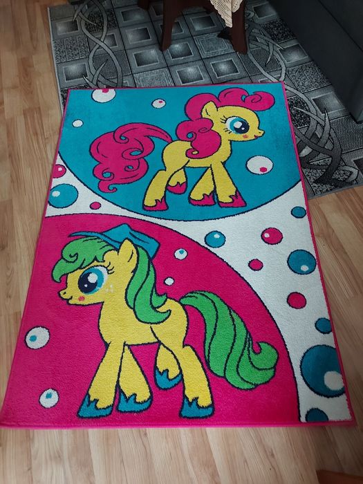 Dywan dla dziewczynki
