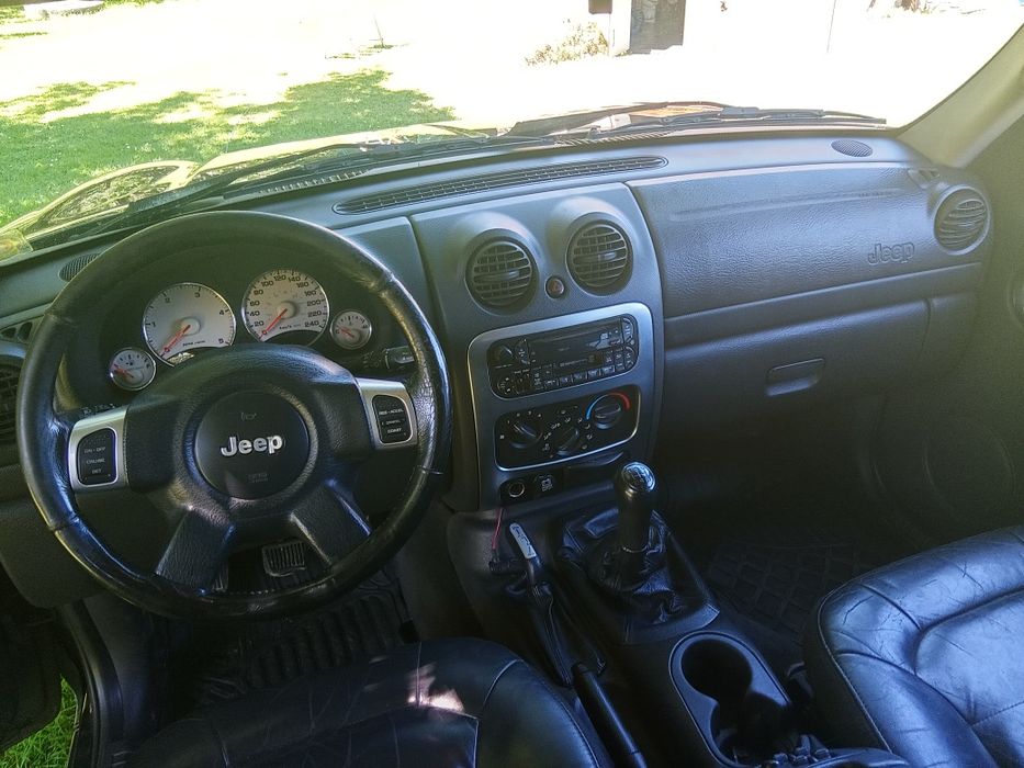 Jeep Cherokee 4x4 hak klimatyzacja