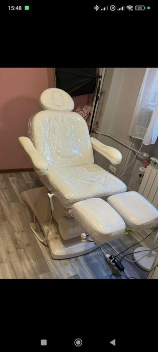 Krzesło elektryczne podologiczne