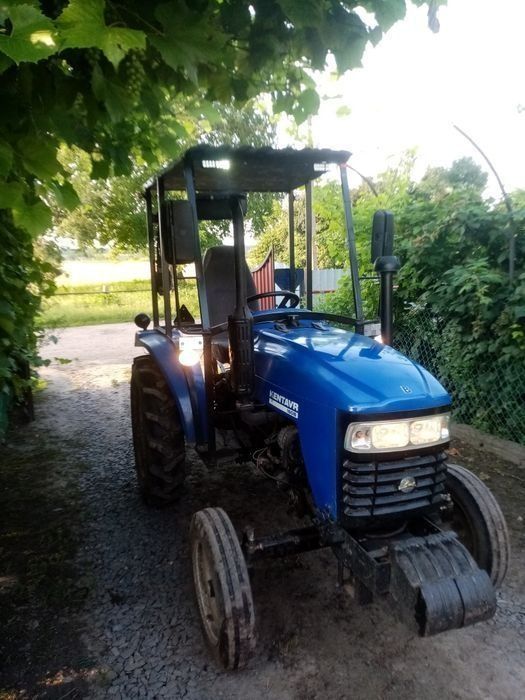 Продам трактор з навісним в хорошому стані