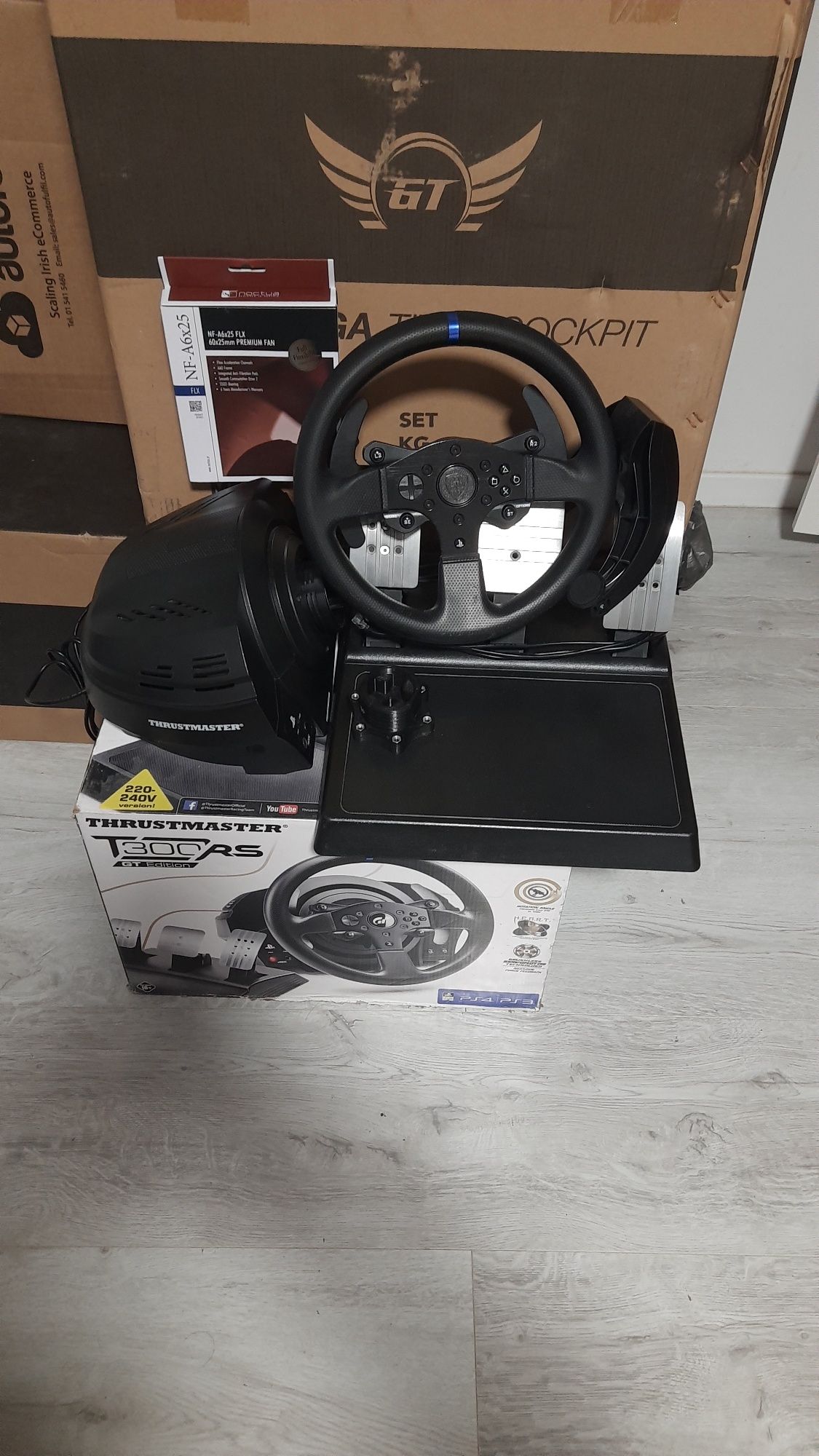 Kierownica thrustmaster t300 rs gt