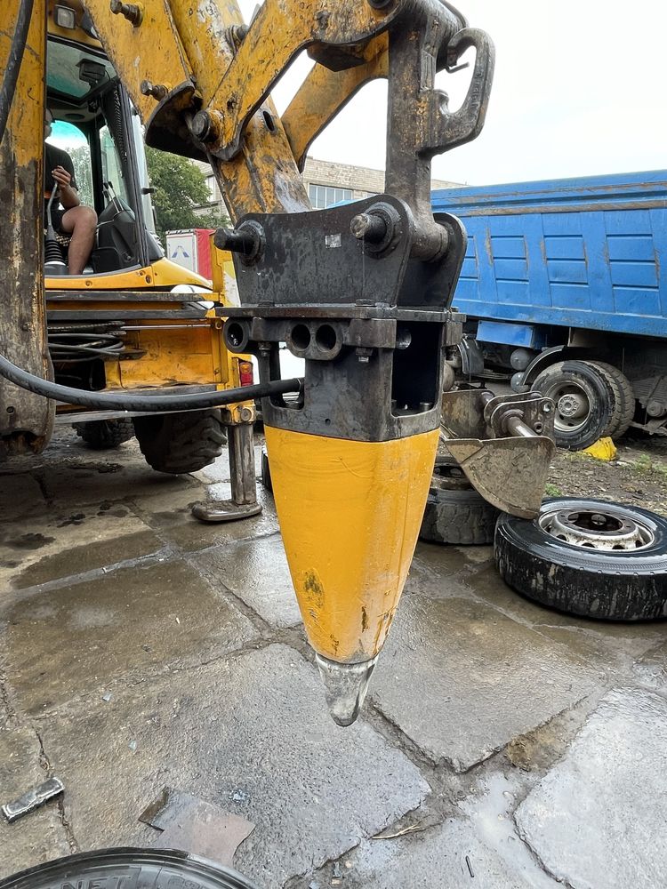 Гідромолот Rammer in 22 jcb case cat