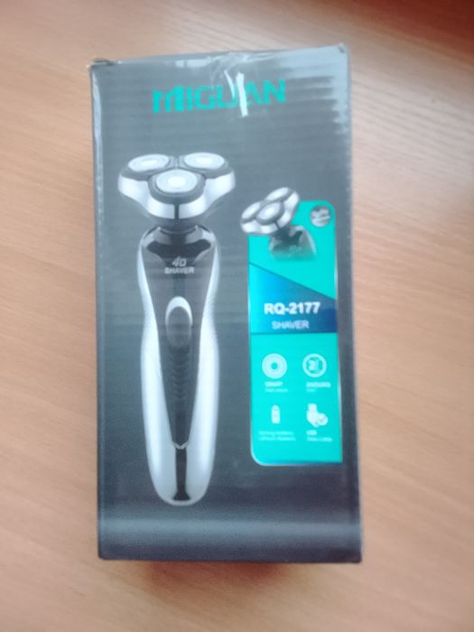 Golarka akumulatorowa na prezent. Nowa.