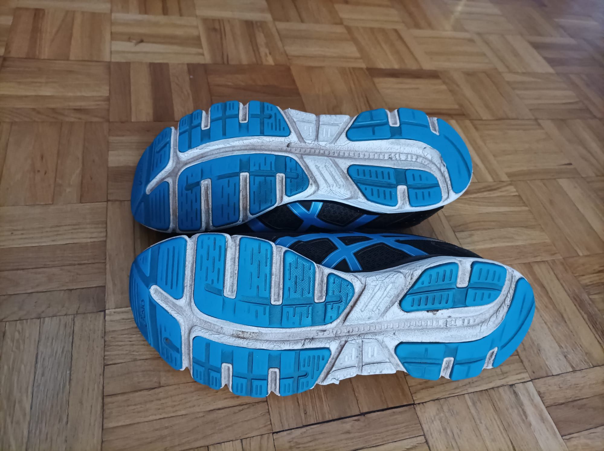 Buty sportowe Asics Gel impression 9