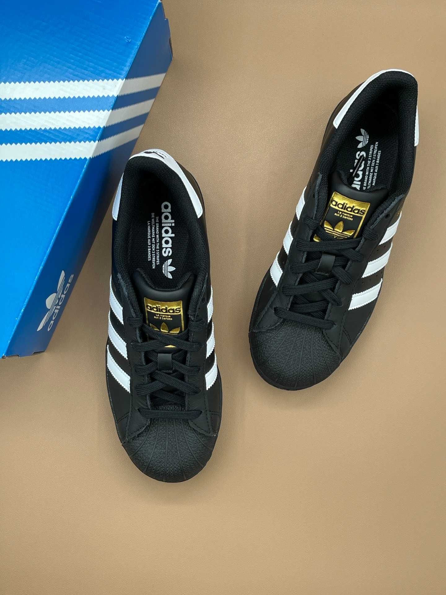 Buty damskie Trampki adidasSuperStarCzarny r.42