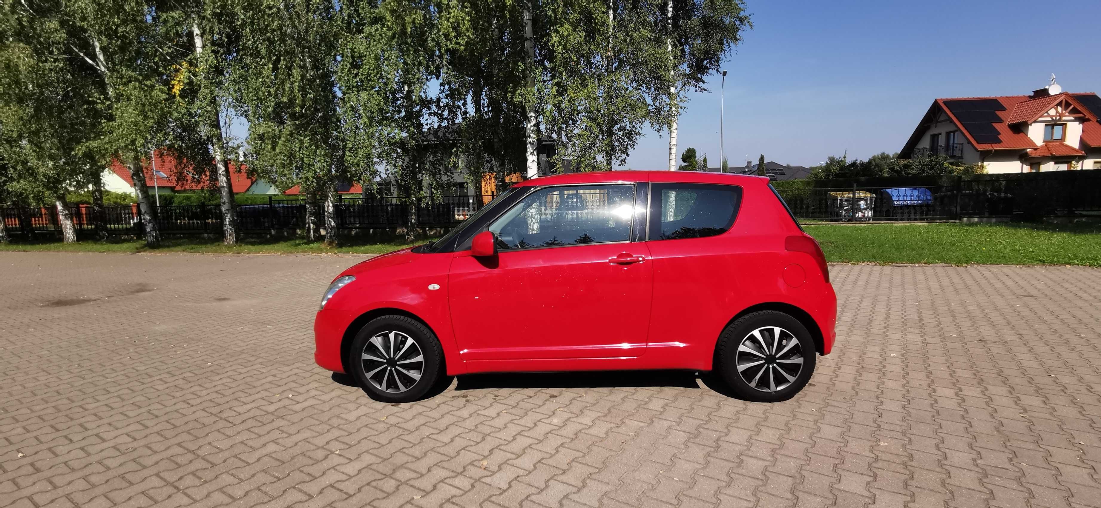 Ładne Suzuki Swift 1,3 benzyna Klimatyzacja 1 właściciel 2006 rok
