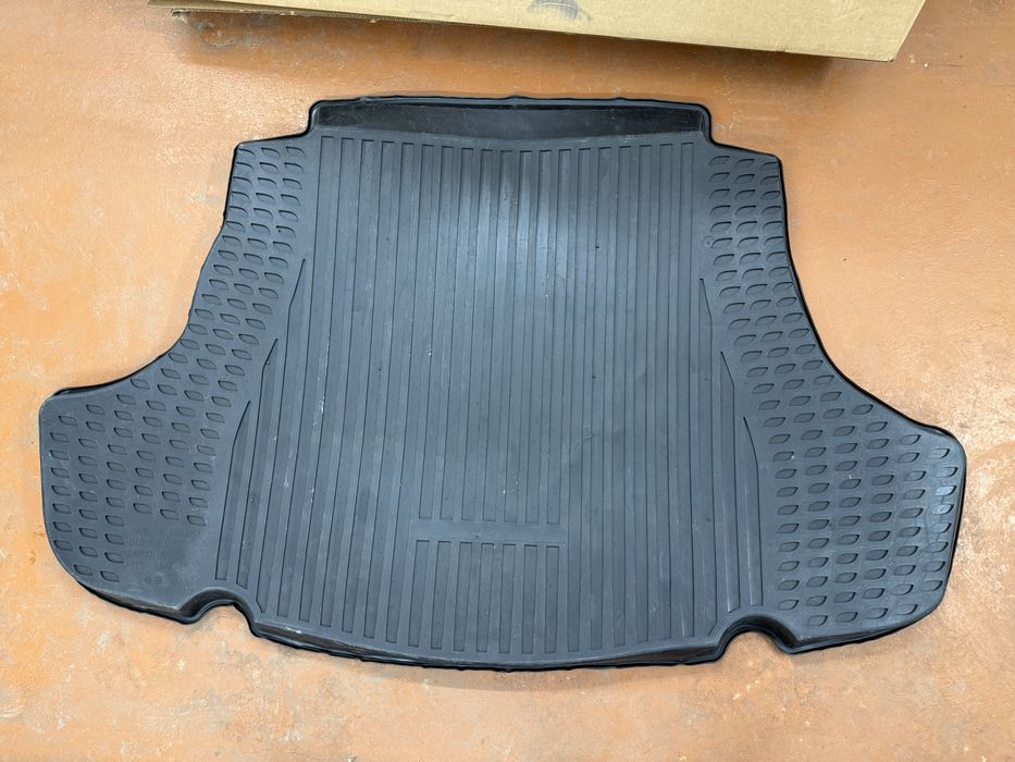 Коврик в багажник Toyota Camry Тойота Камри 70 2018-2024