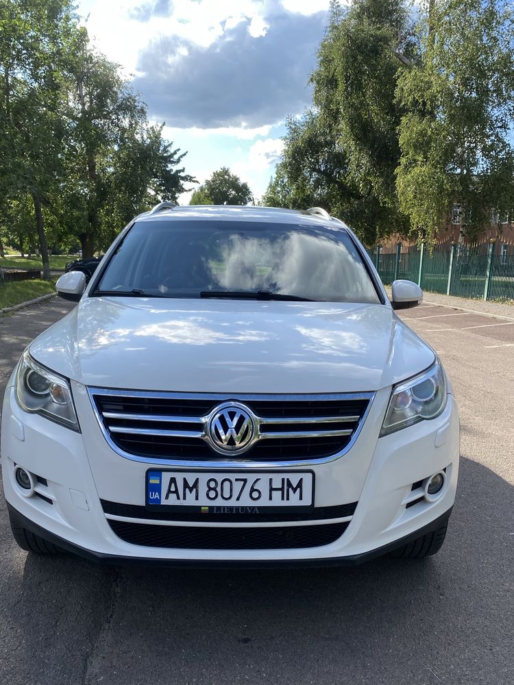 Тігуан 2008 2.0 бензин автомат