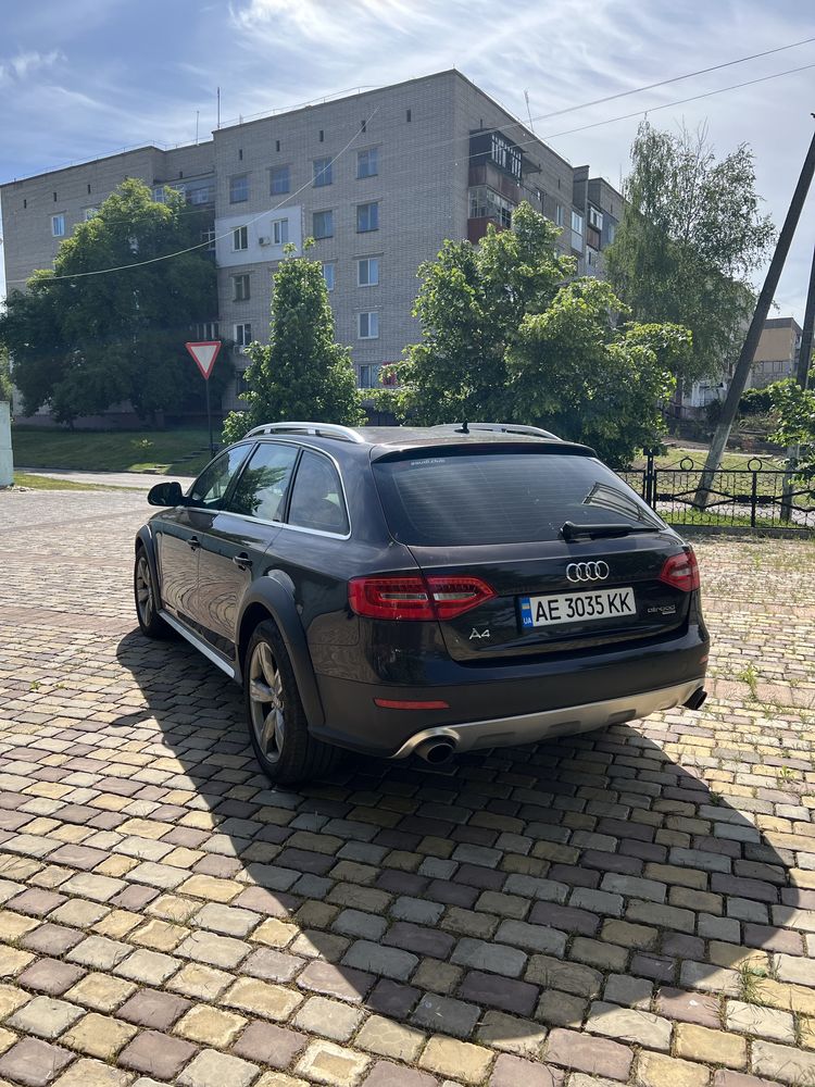 Audi A4 Allroad 2013