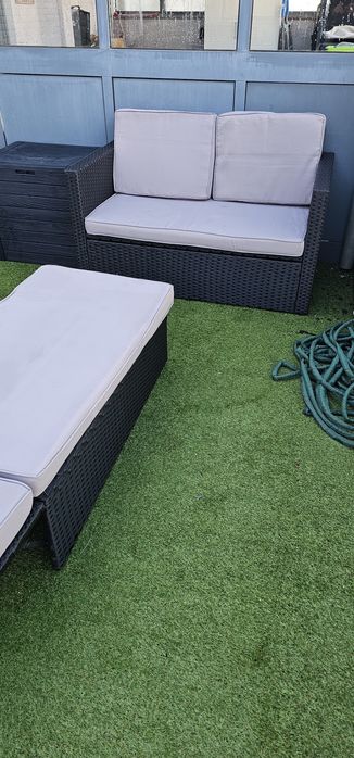 Sofá de jardim e terraço