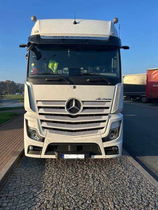 Mercedes Actros  5 Mega / Standard