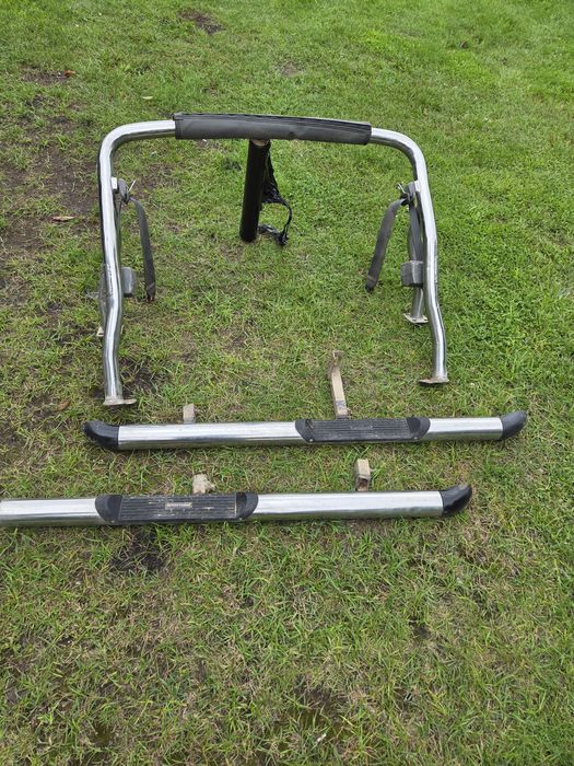 Orurowanie stopnie progowe mocowanie pasow