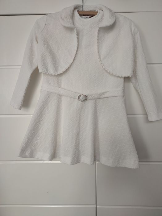 Biały komplet sukienka i bolerko rozmiar 134