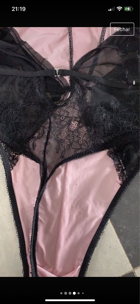 Lingerie sexy em renda preta e rosa