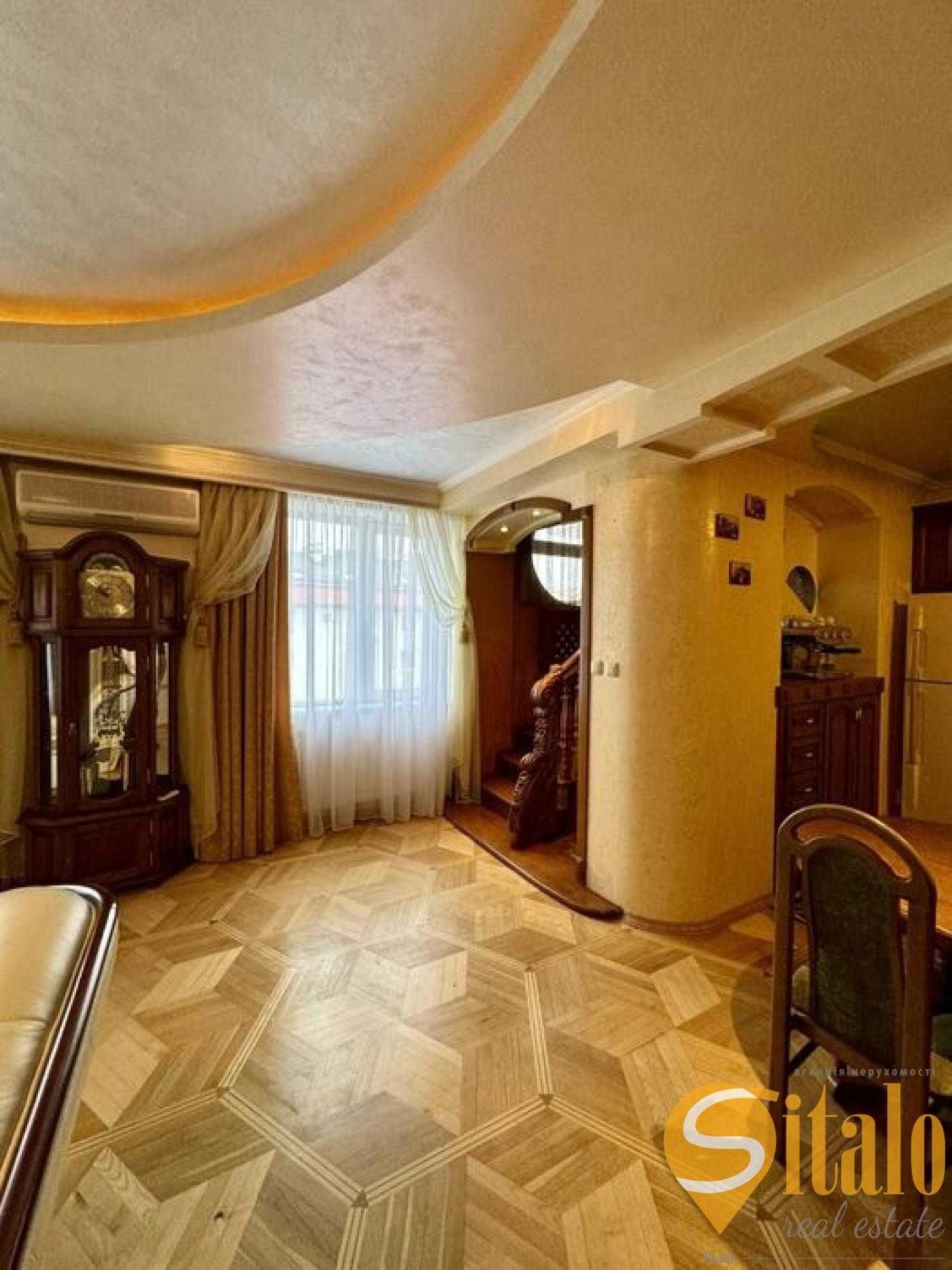 Продаж 4 кімнатної квартири, вулиця Тролейбусна