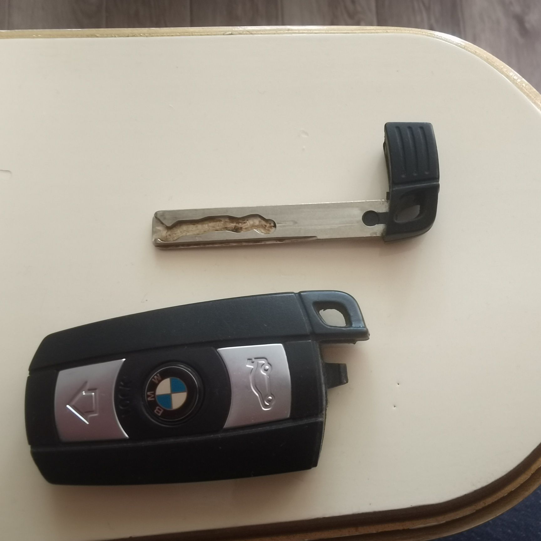 Продам ключ BMW БМВ 868Mhz