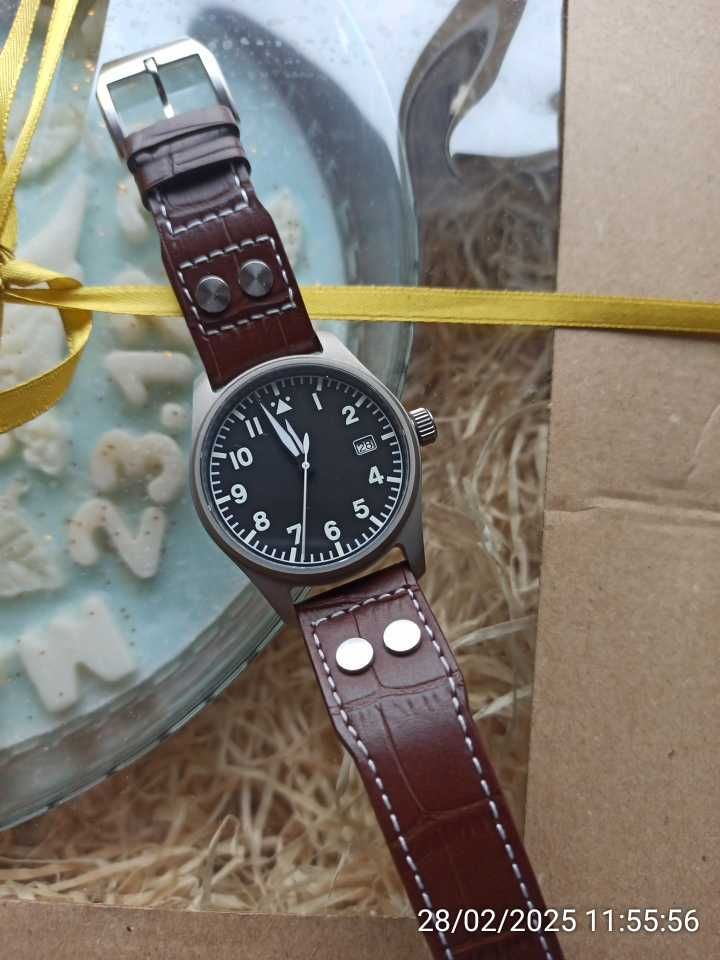 Zegarek automat Tandorio Pagani Pilot 200 m saphire titanum