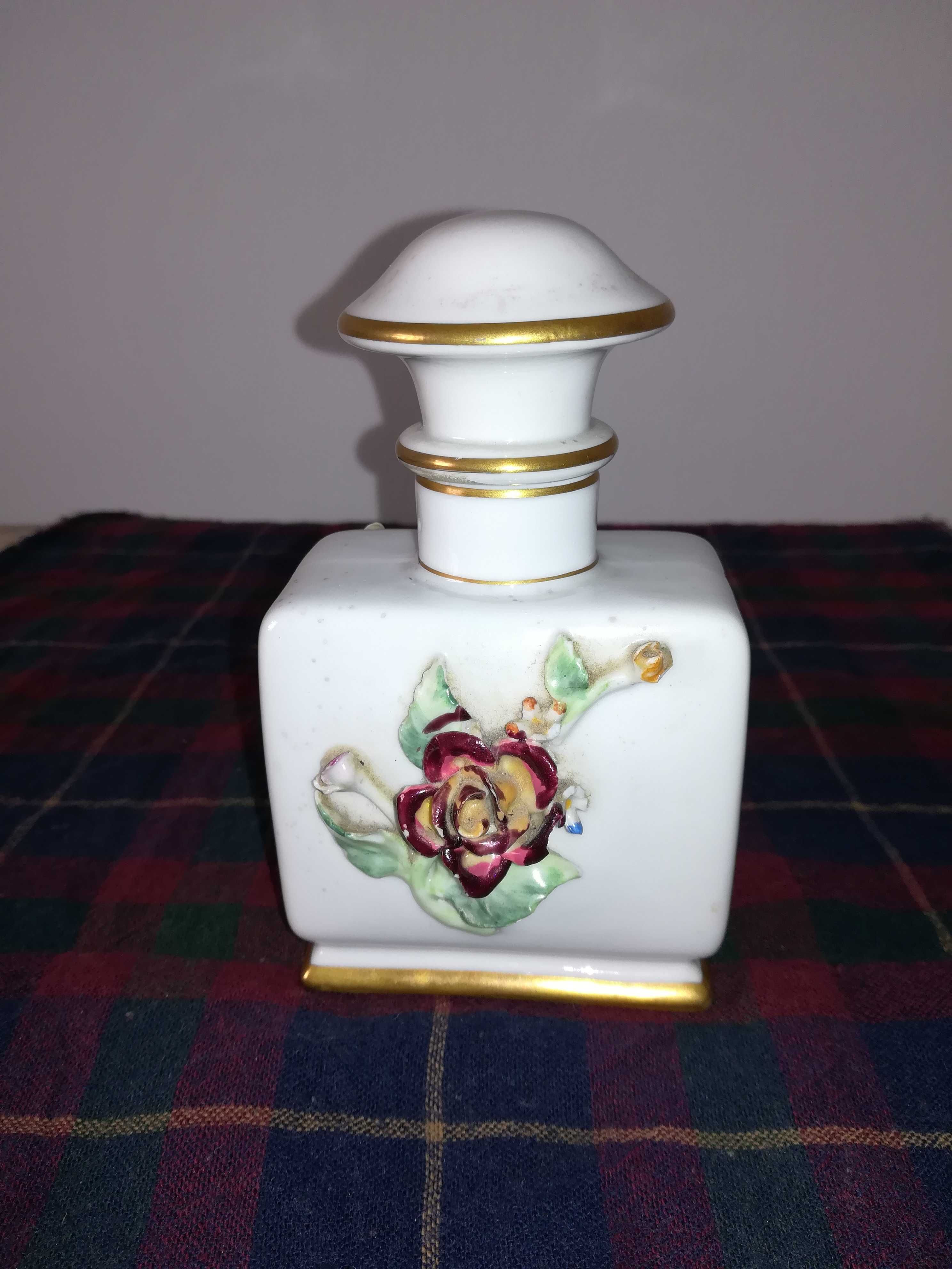Miniatura em Porcelana: Frascos Perfume e sapatos (desde 15€)  Vintage
