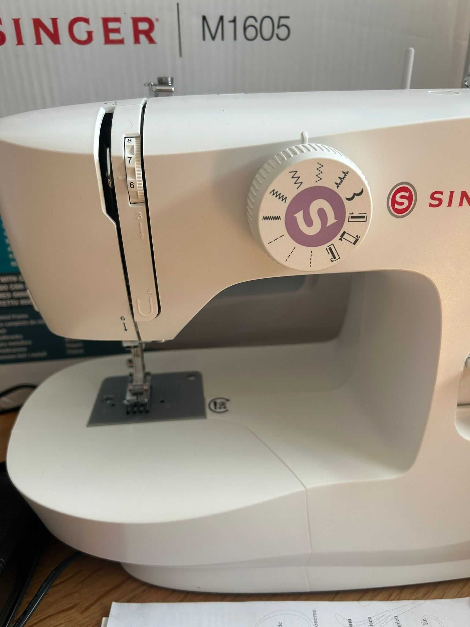 Máquina de costura Singer M1605 - 6 pontos