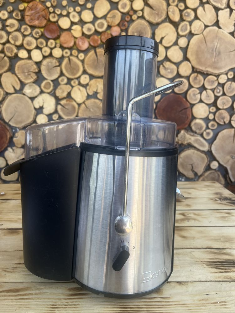 Продам соковыжималку Clatronic AE 3465 (Германия)