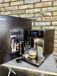 ІДЕАЛ Saeco PicoBaristo Latte Cappuccino SM5473 Кофемашина