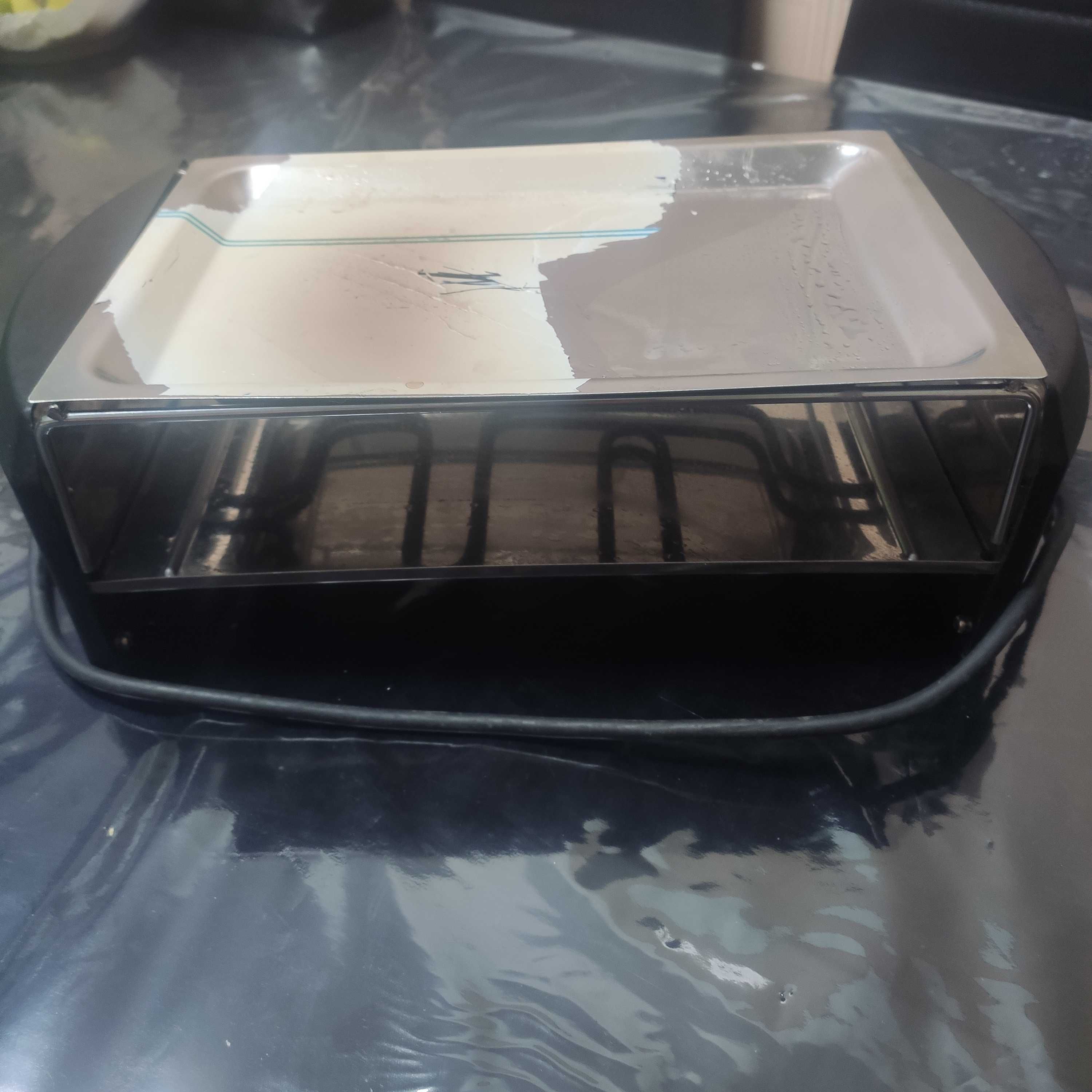 Grelhador eléctrico com pedra