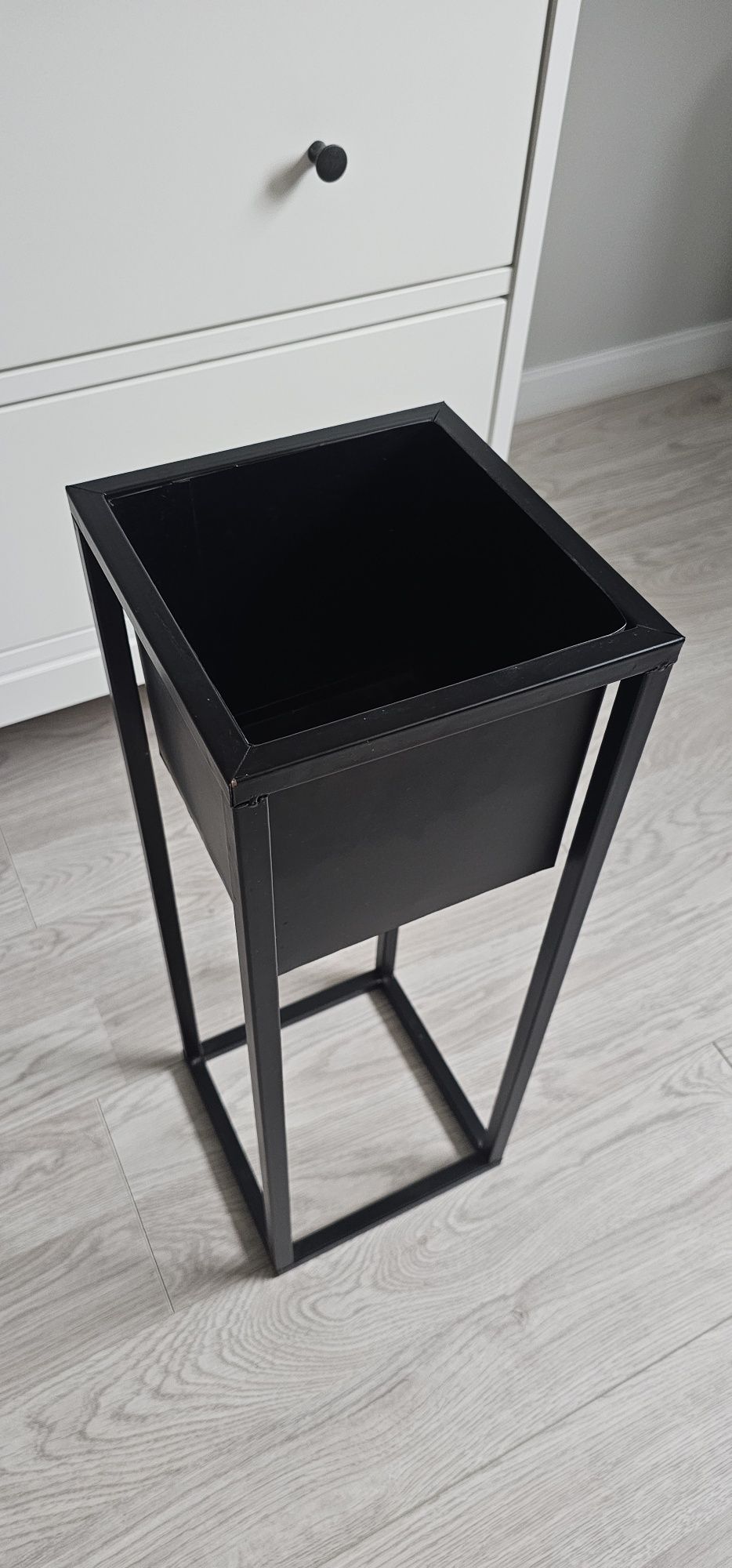 Kwietnik loftowy czarny 60cm