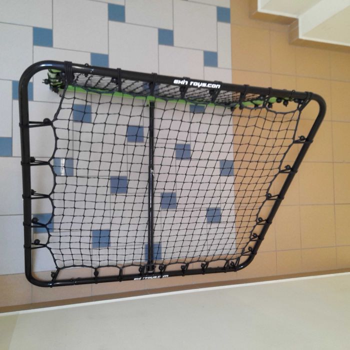 Rebounder / trenażer / siatki odbijające Exit Kickback Omni-Trainer