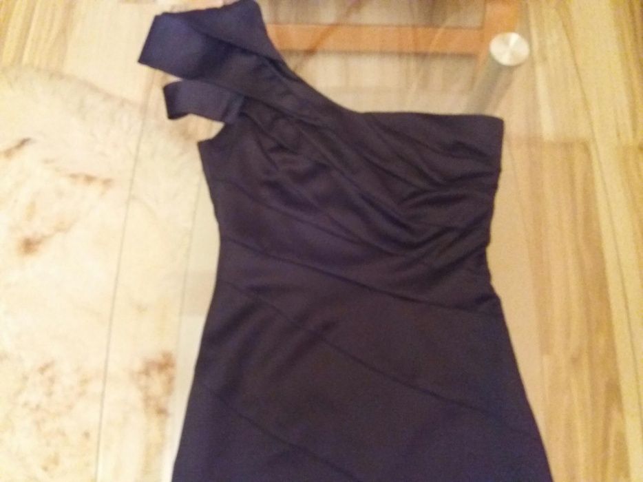 Sukienka Lipsy London 36