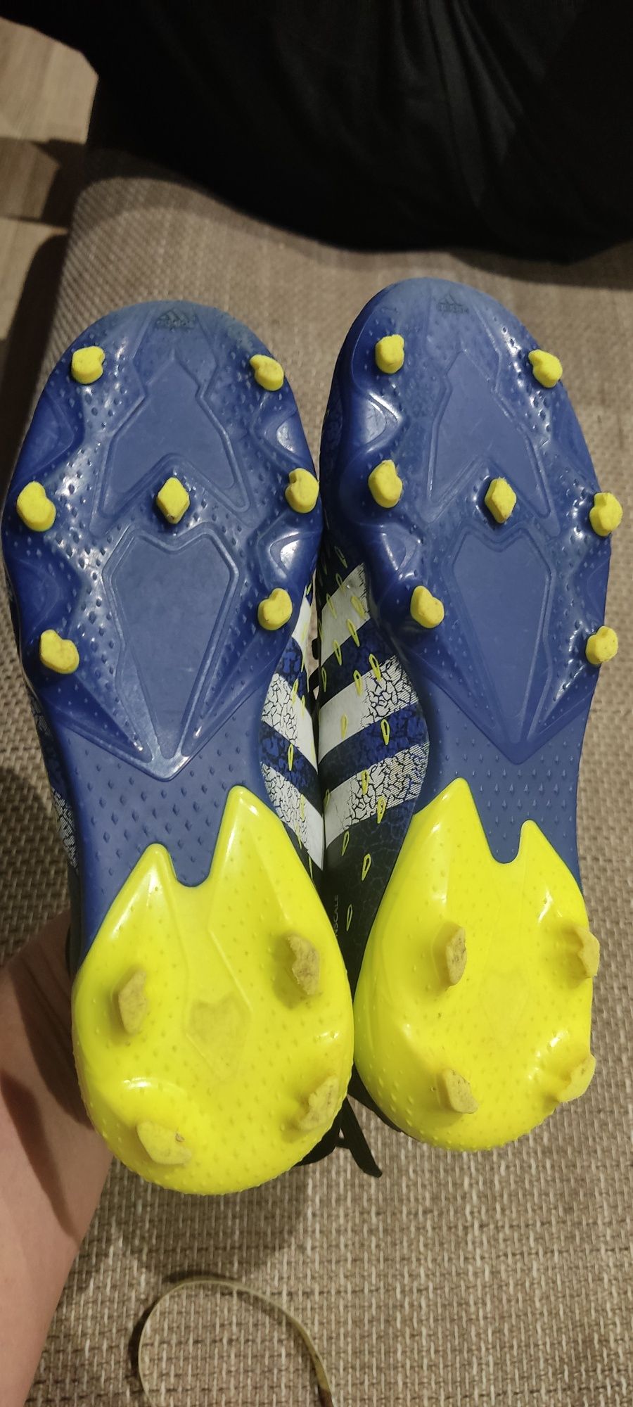 Korki chłopięce adidas predator 36