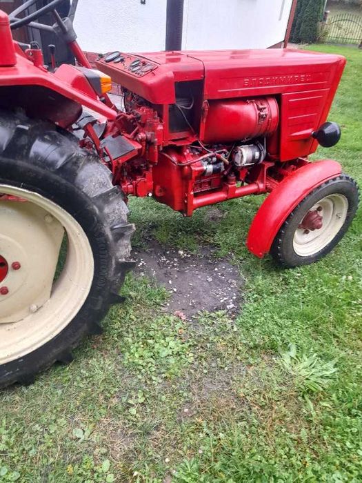 Ciągnik Wladimirec t25