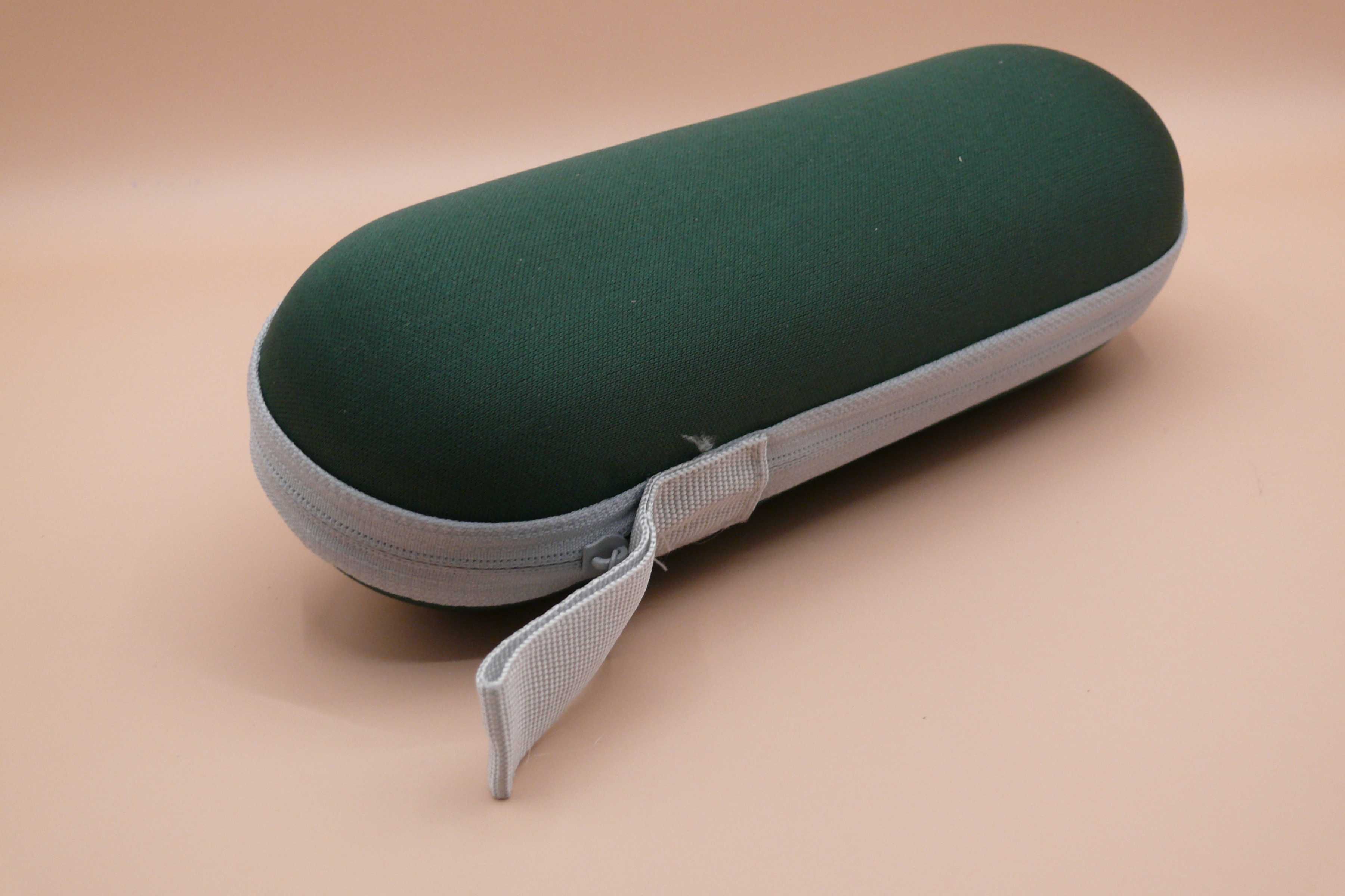 Chapéu de chuva com Bolsa