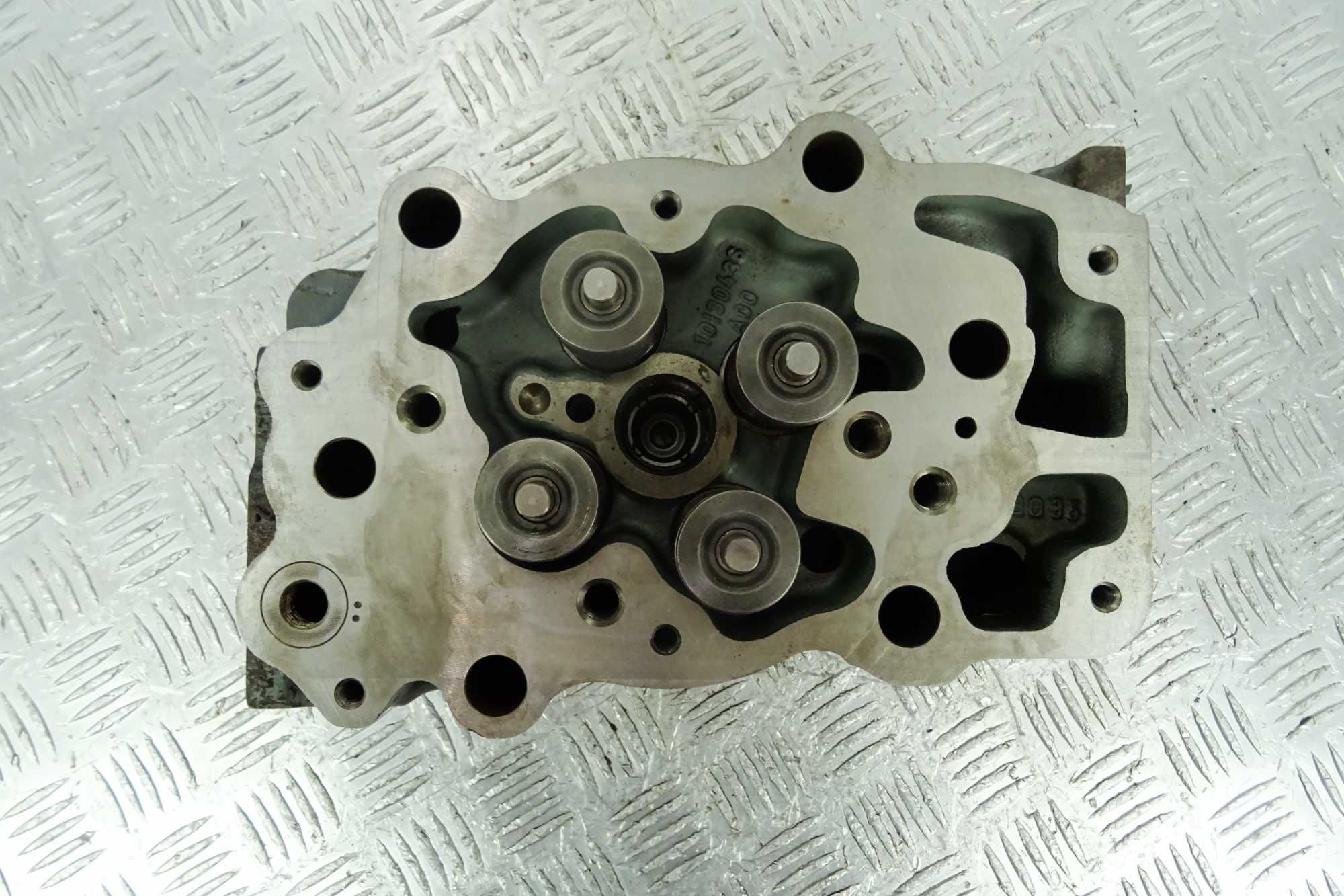 Głowica do silnika Liebherr D934 D936 A7. Cylinder head D936 A7