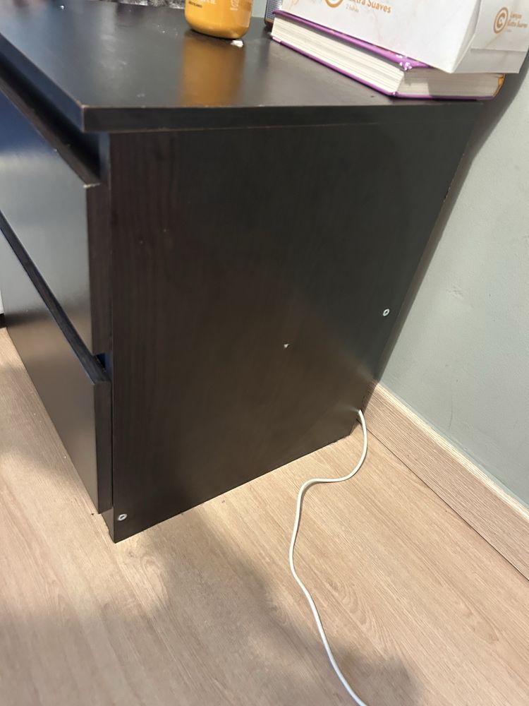 Mesa de cabeceira