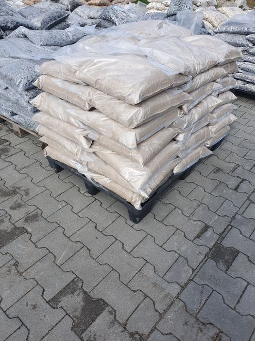 Piasek żółty do murowania 1t./40zł, 20kg 7zł, Siesławice  193