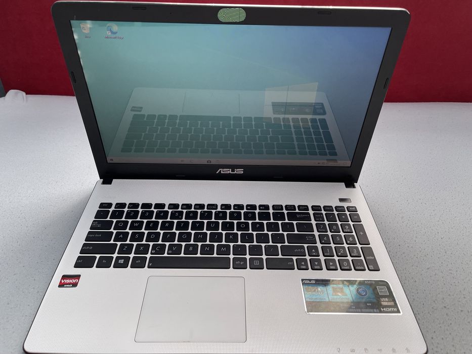 Laptop Asus X501U