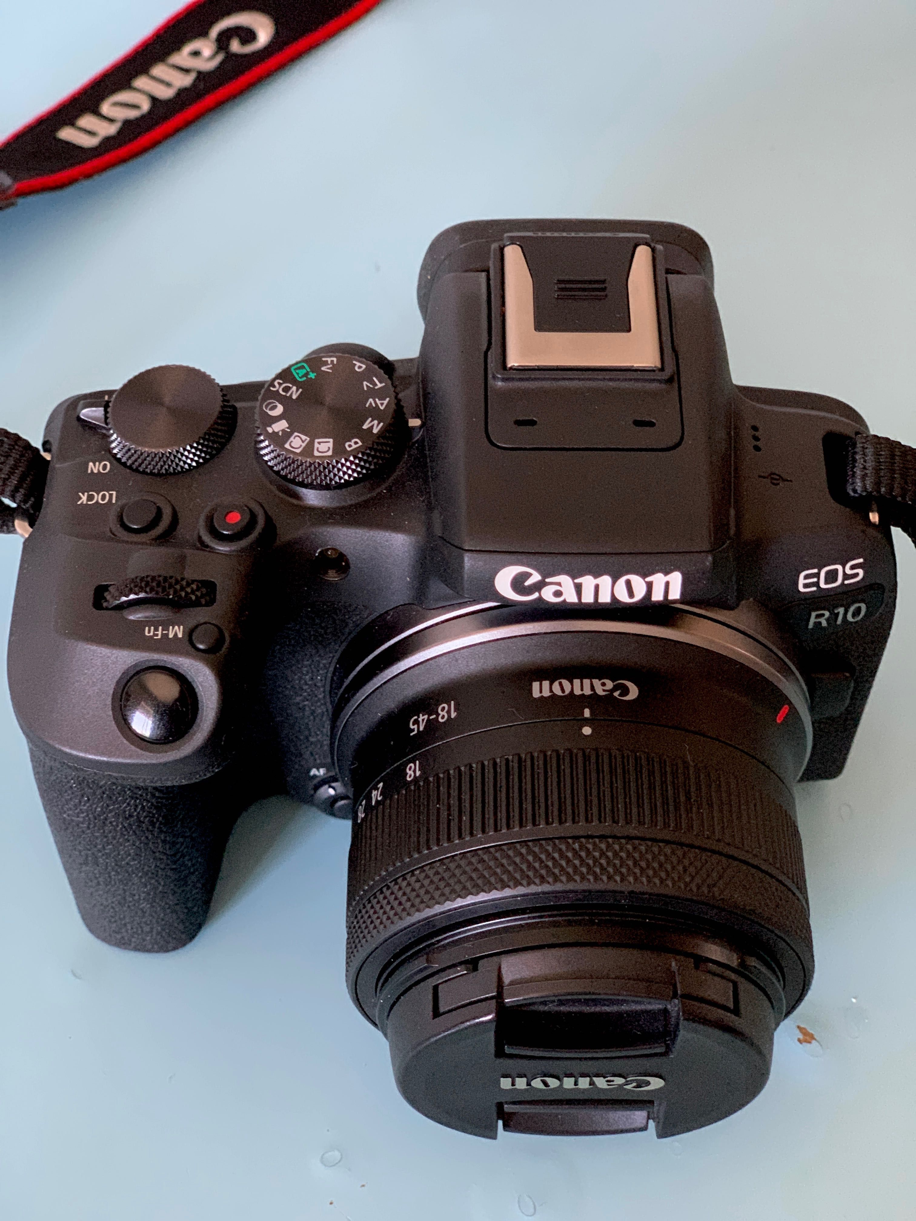 Canon R10 poucos como novo com fatus Fnac