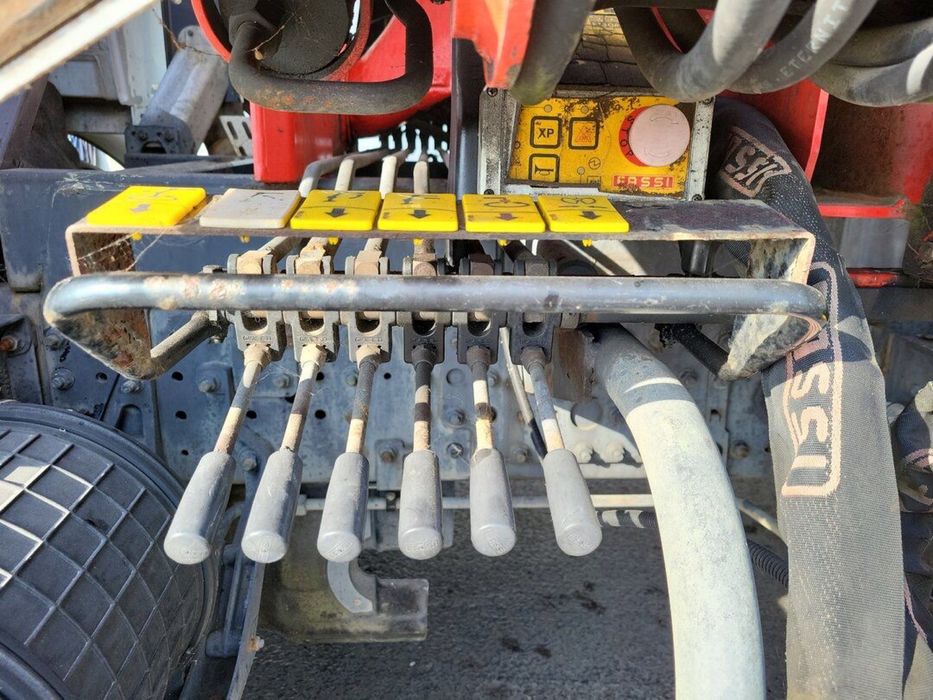 RENAULT PREMIUM 370cv GRUA FASSI F130.21 IMPECAVEL ###OPORTUNIDADE###