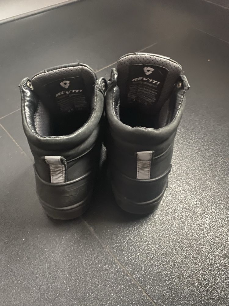 Buty na motor Revit rozmiar 37