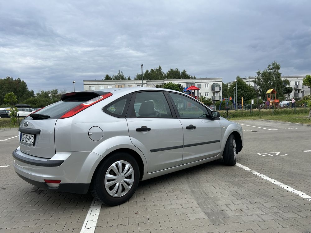 Ford focus 2005 r