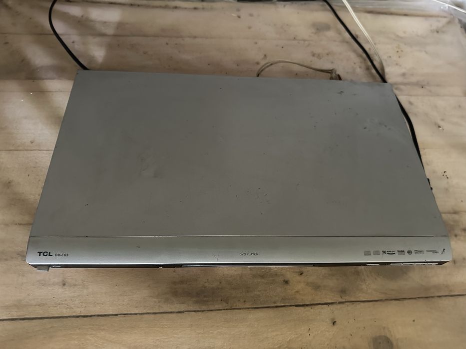 Dvd проигрыватель TCL